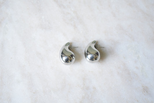 Costa Blanca Teardrop Earrings Silver