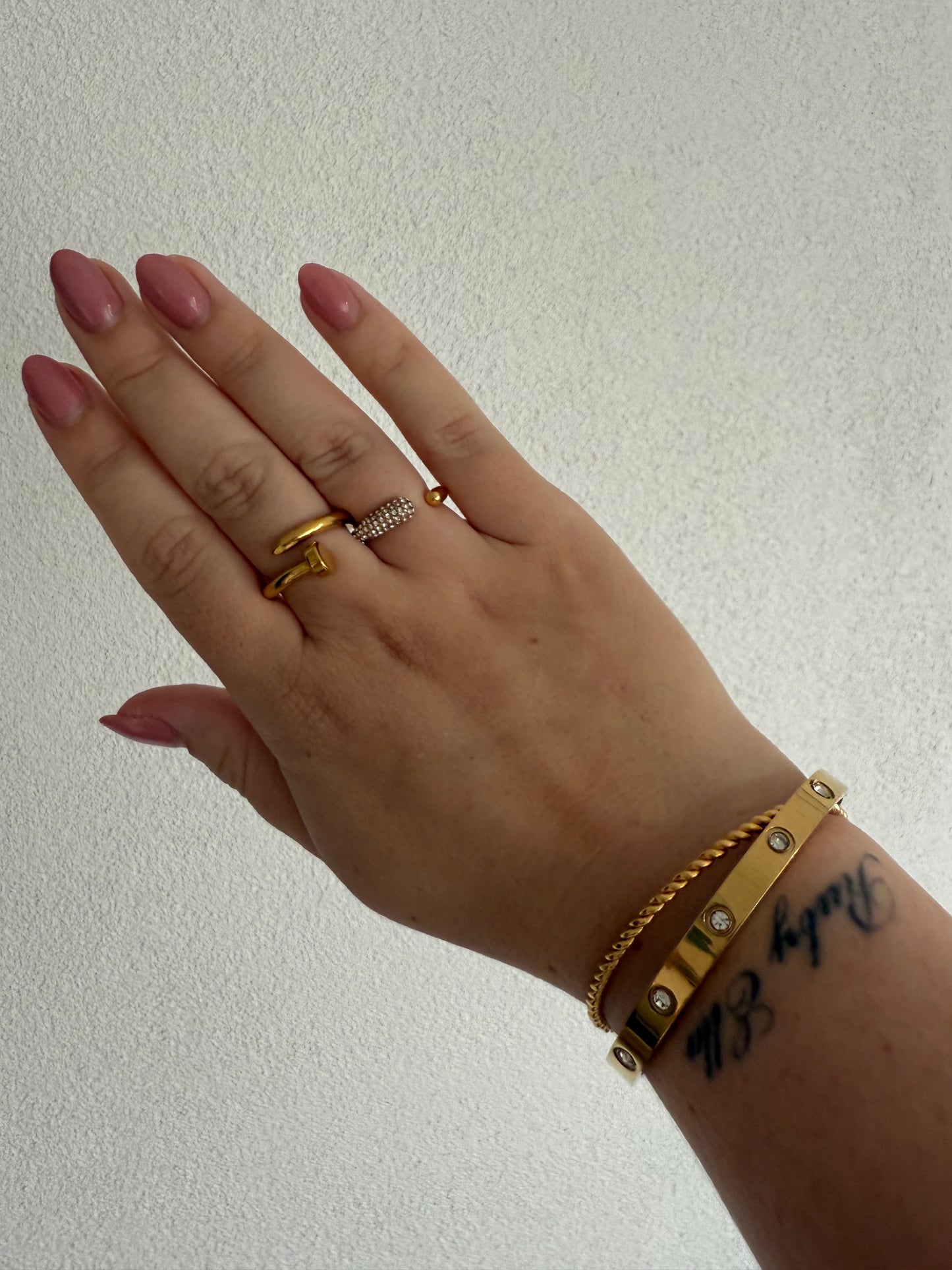 Spijker ring goud