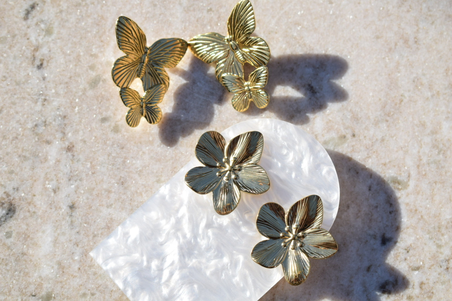 Valencia Flower Earrings Gold