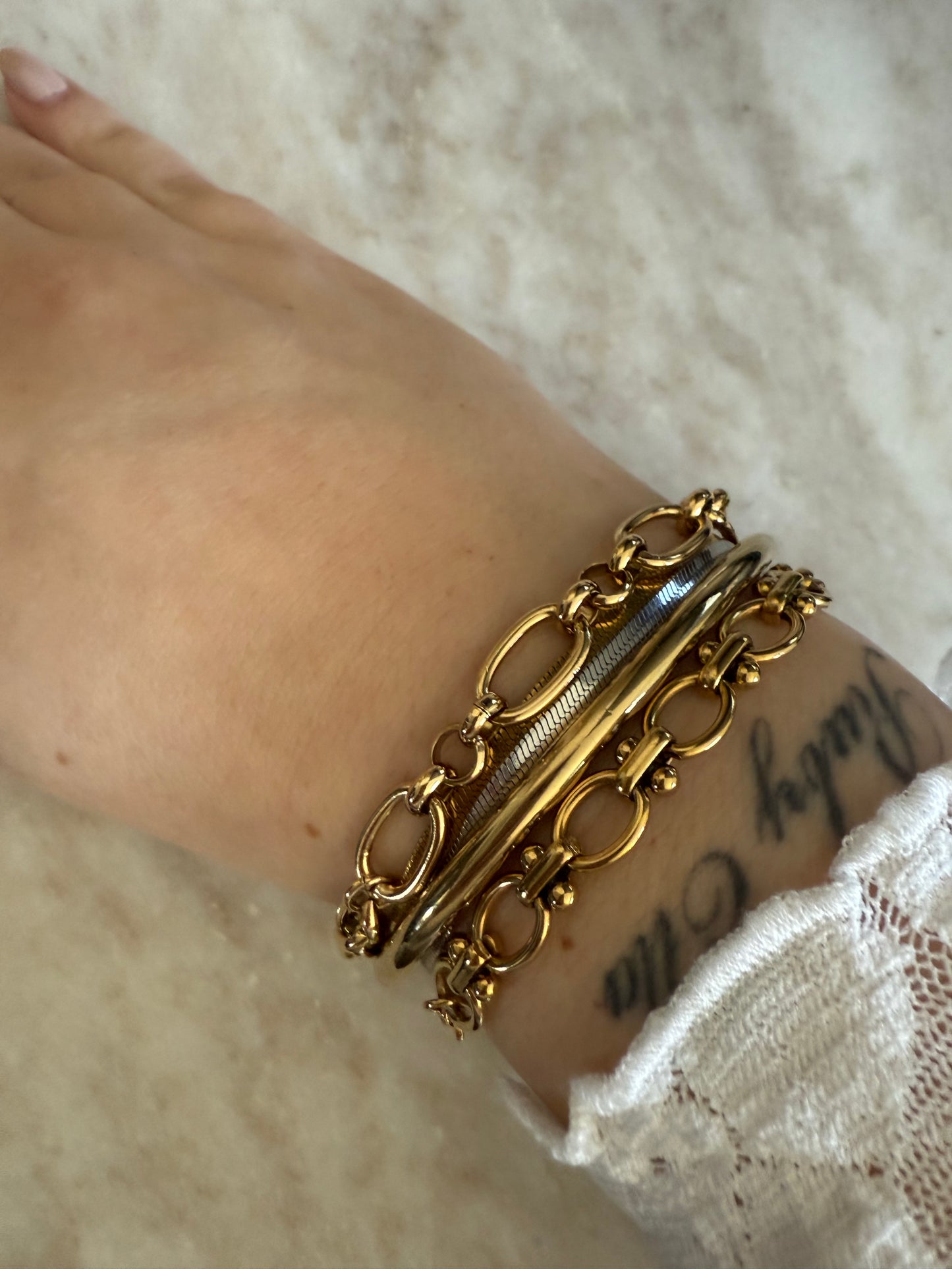 Chain mix armband