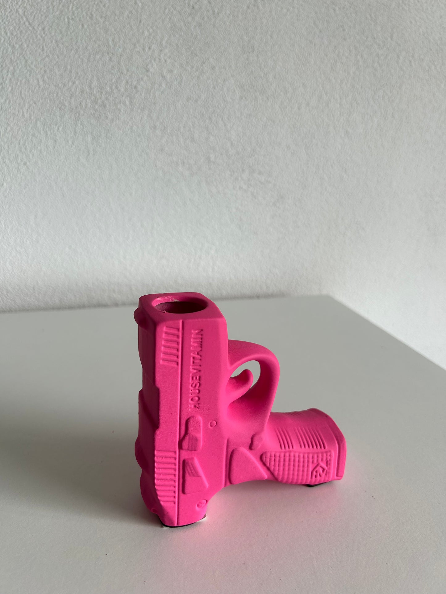 GUN Vaas Pink