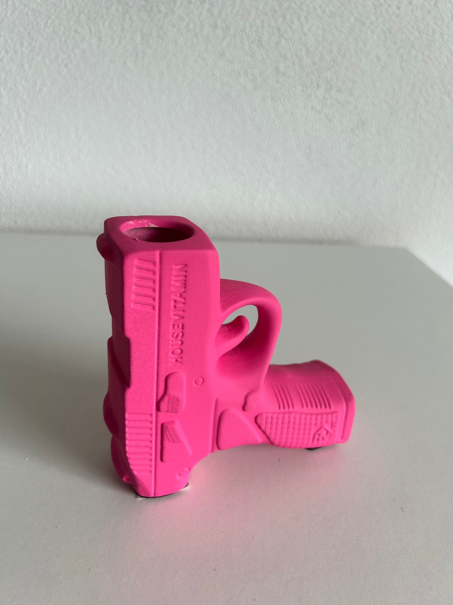 GUN Vaas Pink