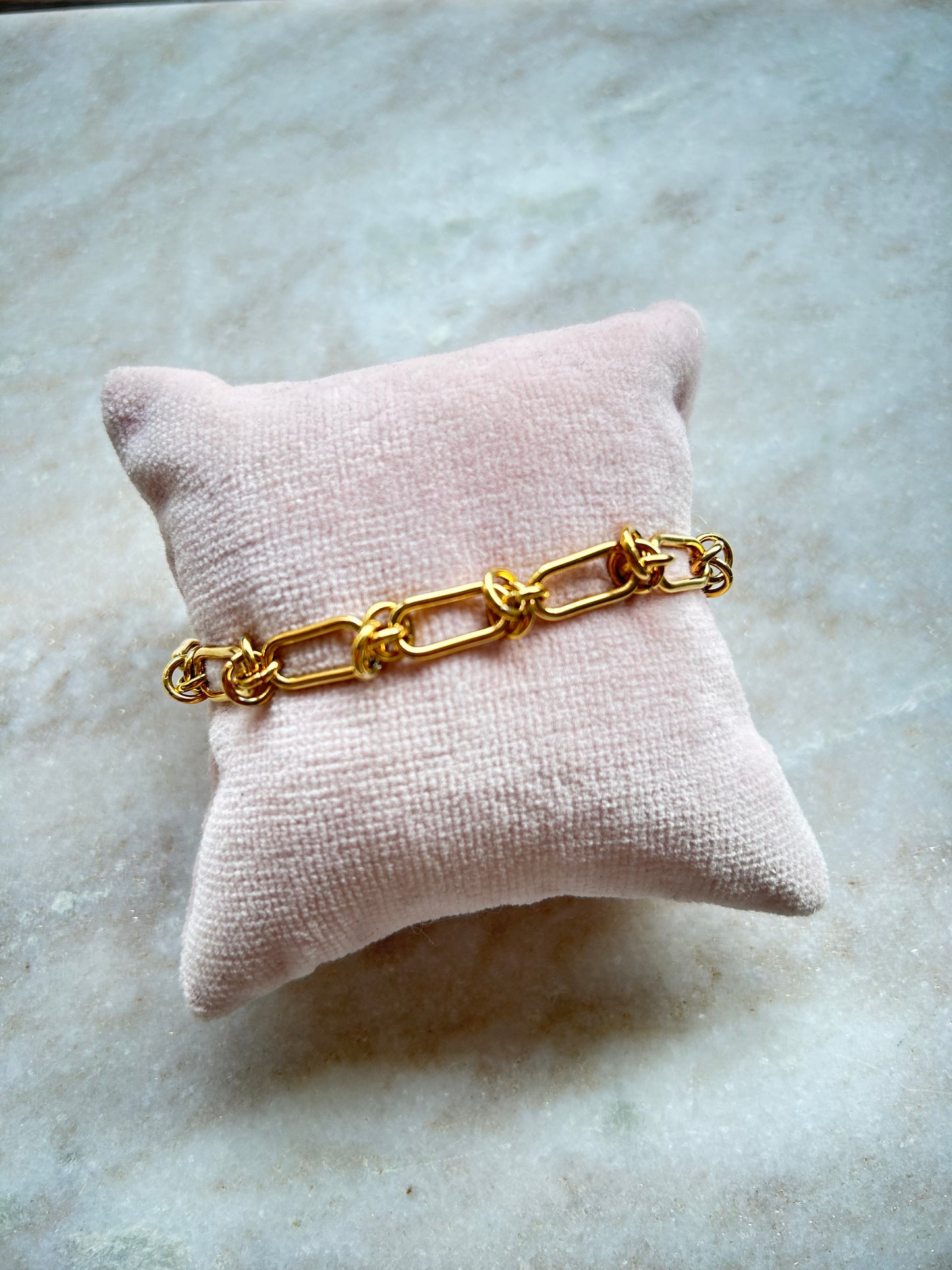Chester Knot Bracelet Gold
