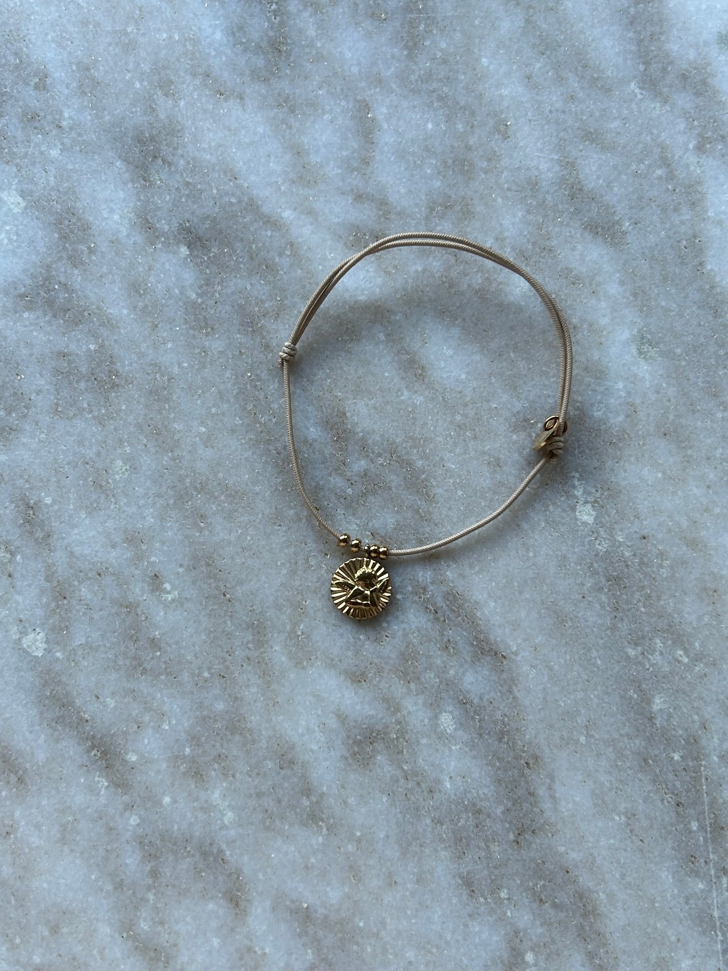 Chéri Armbandje Beige Engel