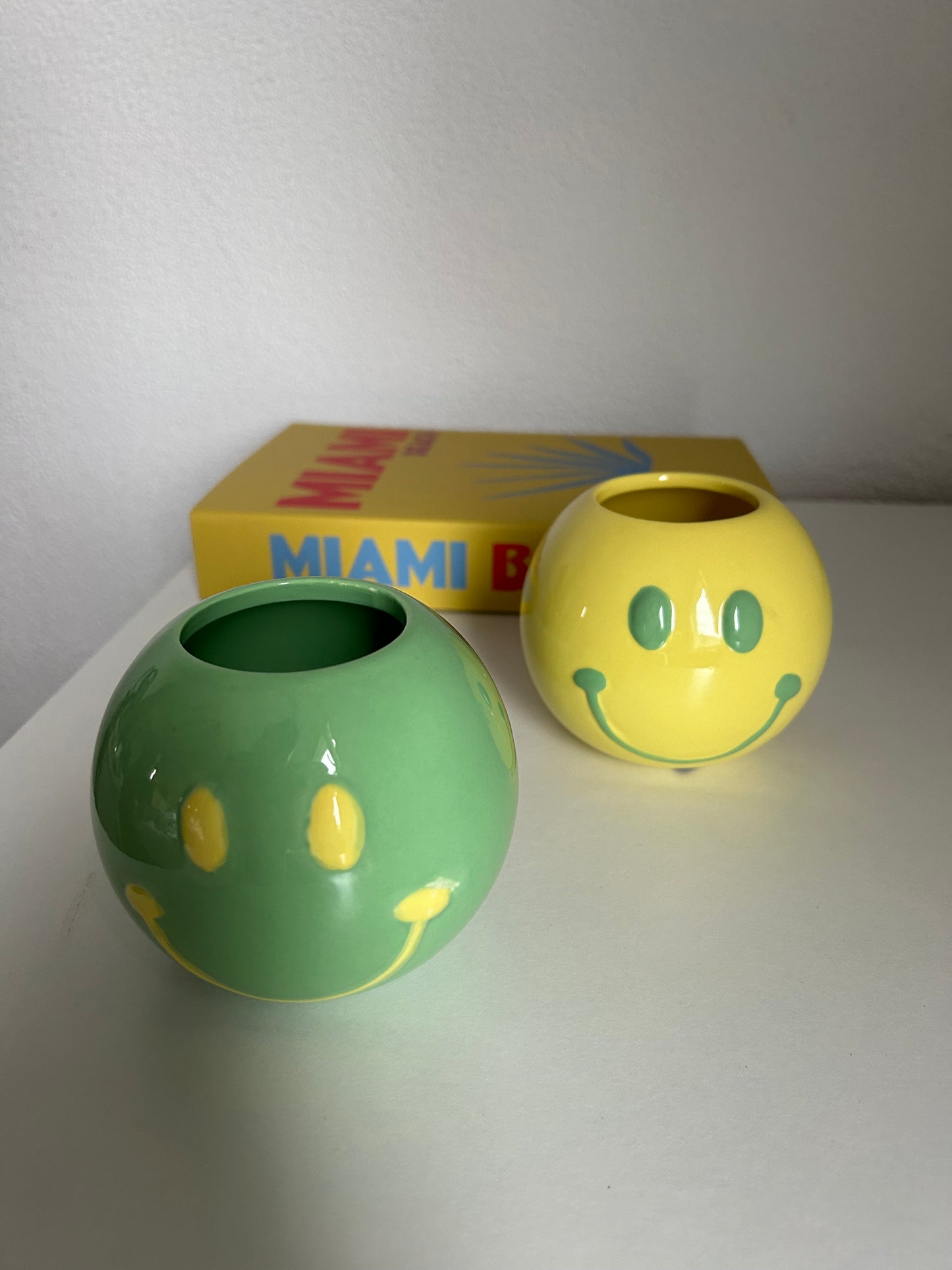 Green Yellow Smiley Potje