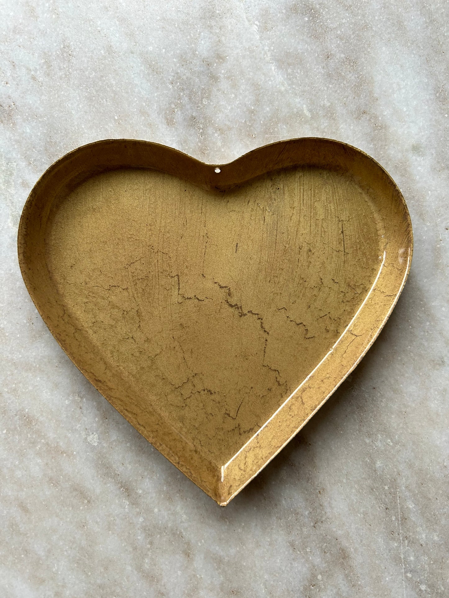 Schaaltje Hart Parelmoer Goud