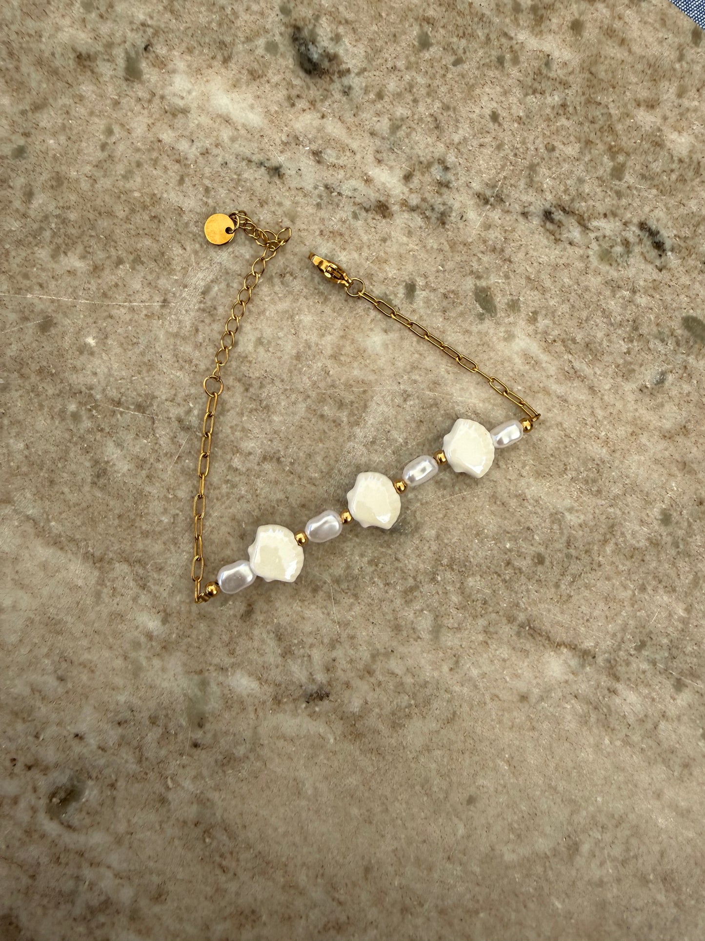 Schelp Parel armband
