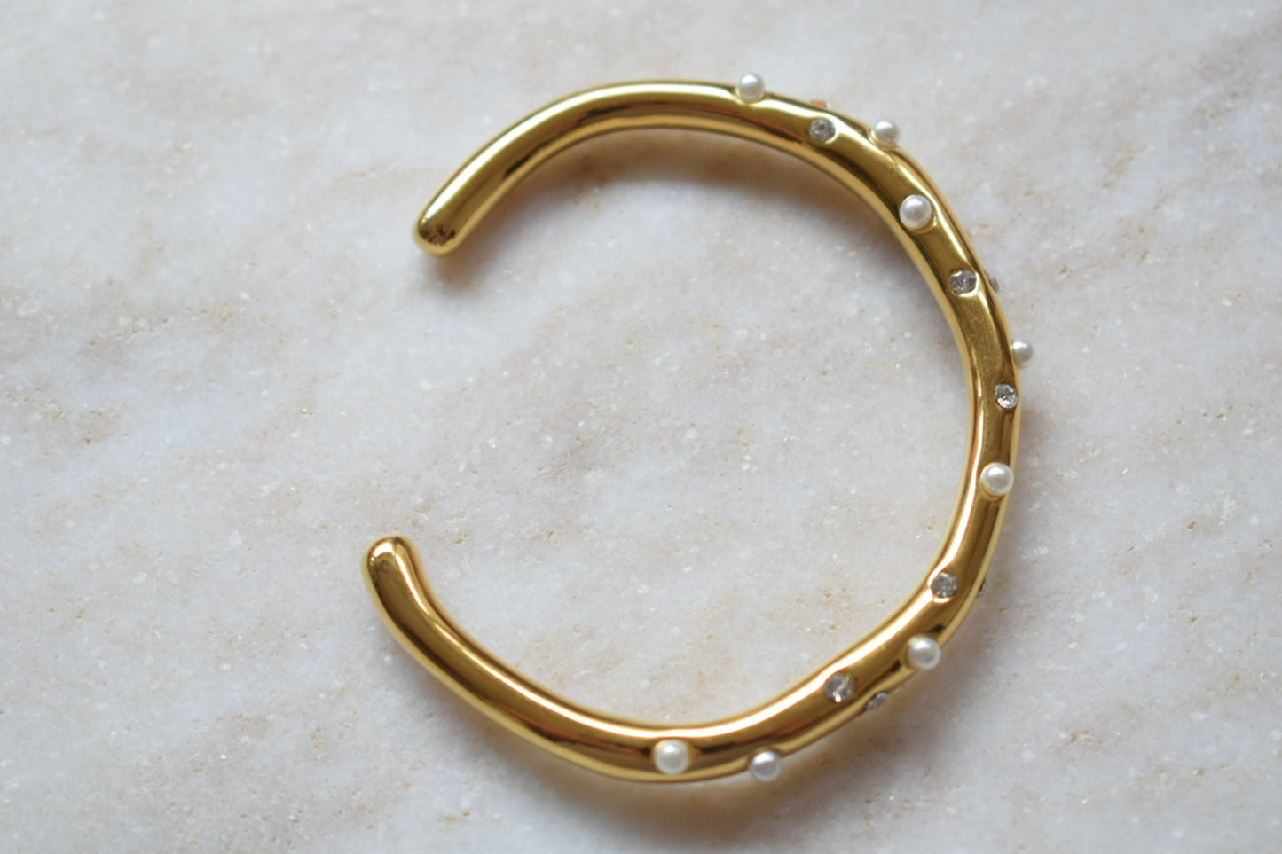 Linn Bangle Pearl & Strass