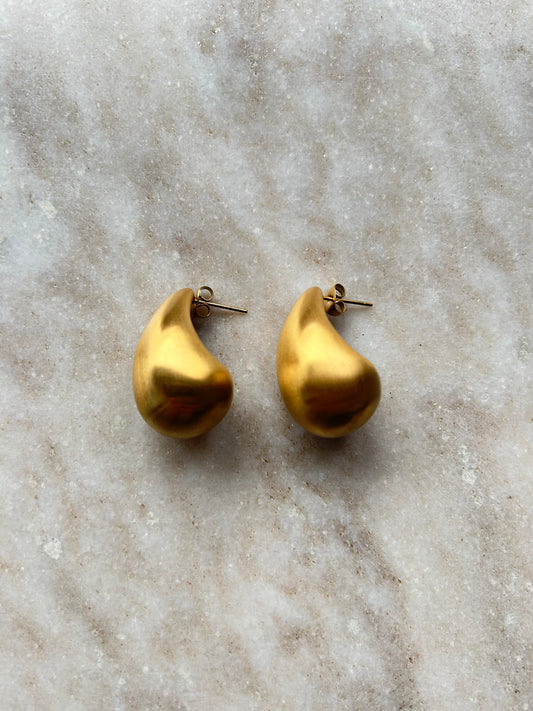 Costa Blanca Teardrop Earrings Gold Matt
