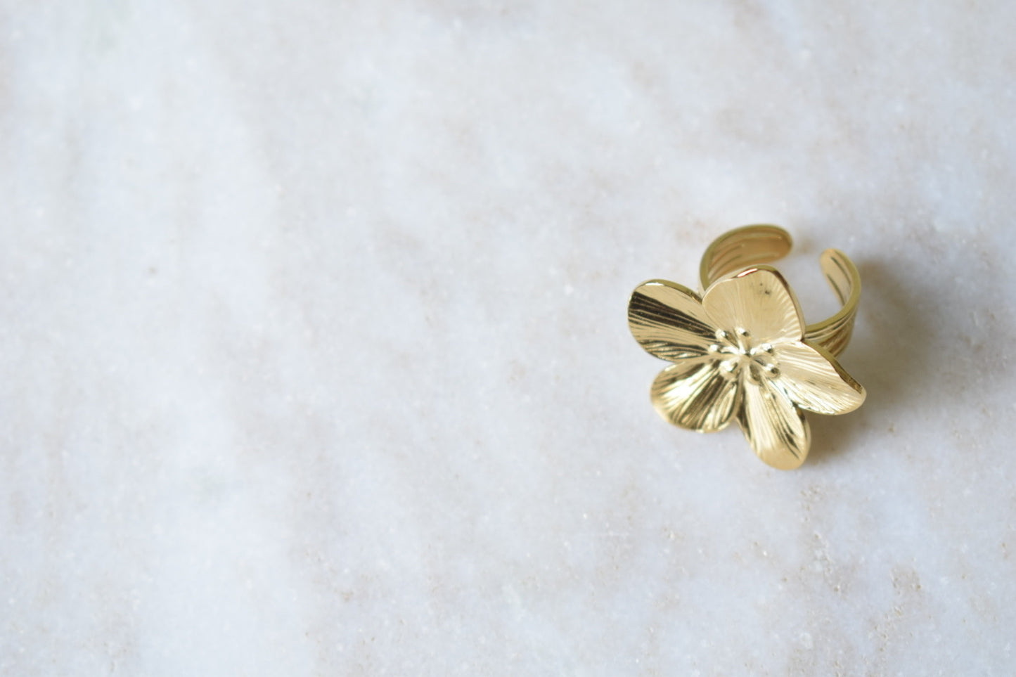 Tenerife Flower Ring Gold