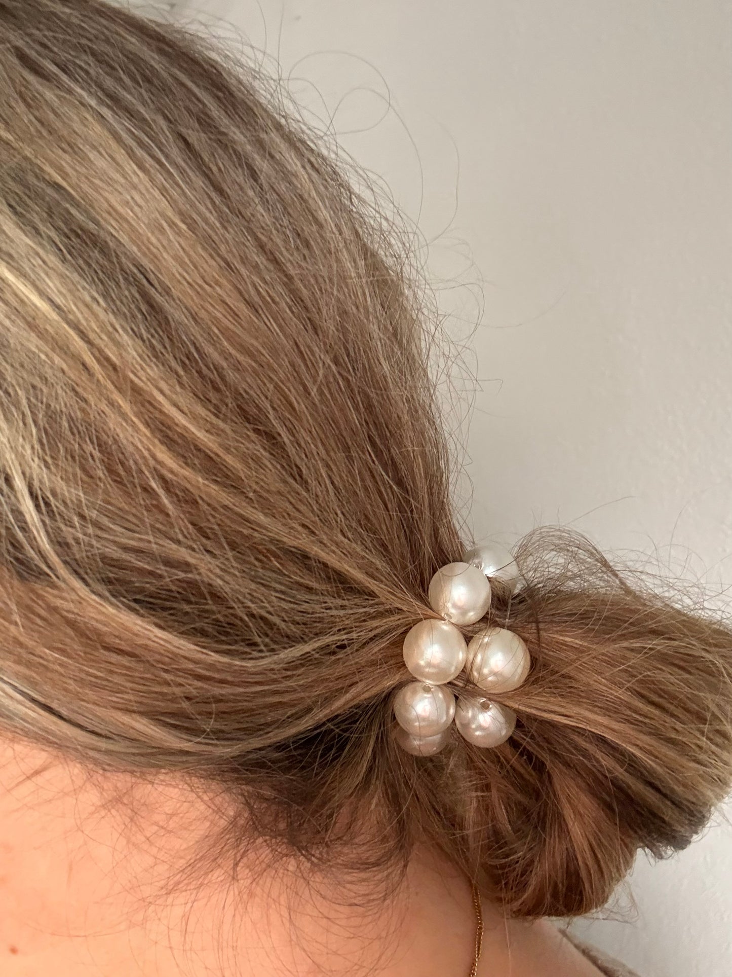 Big Pearl armband/ elastiek