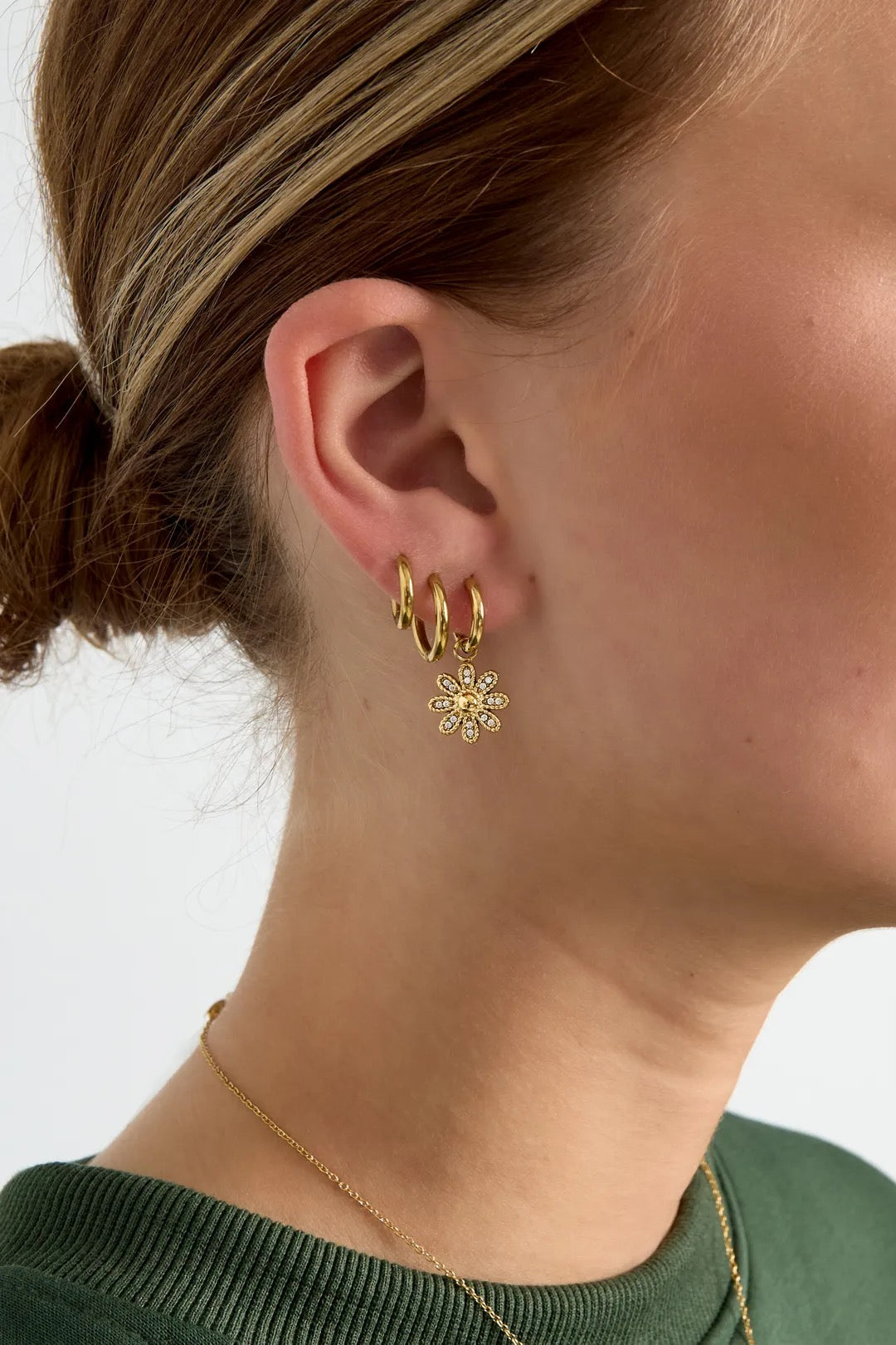Oorbellen met hangende bloem Strass