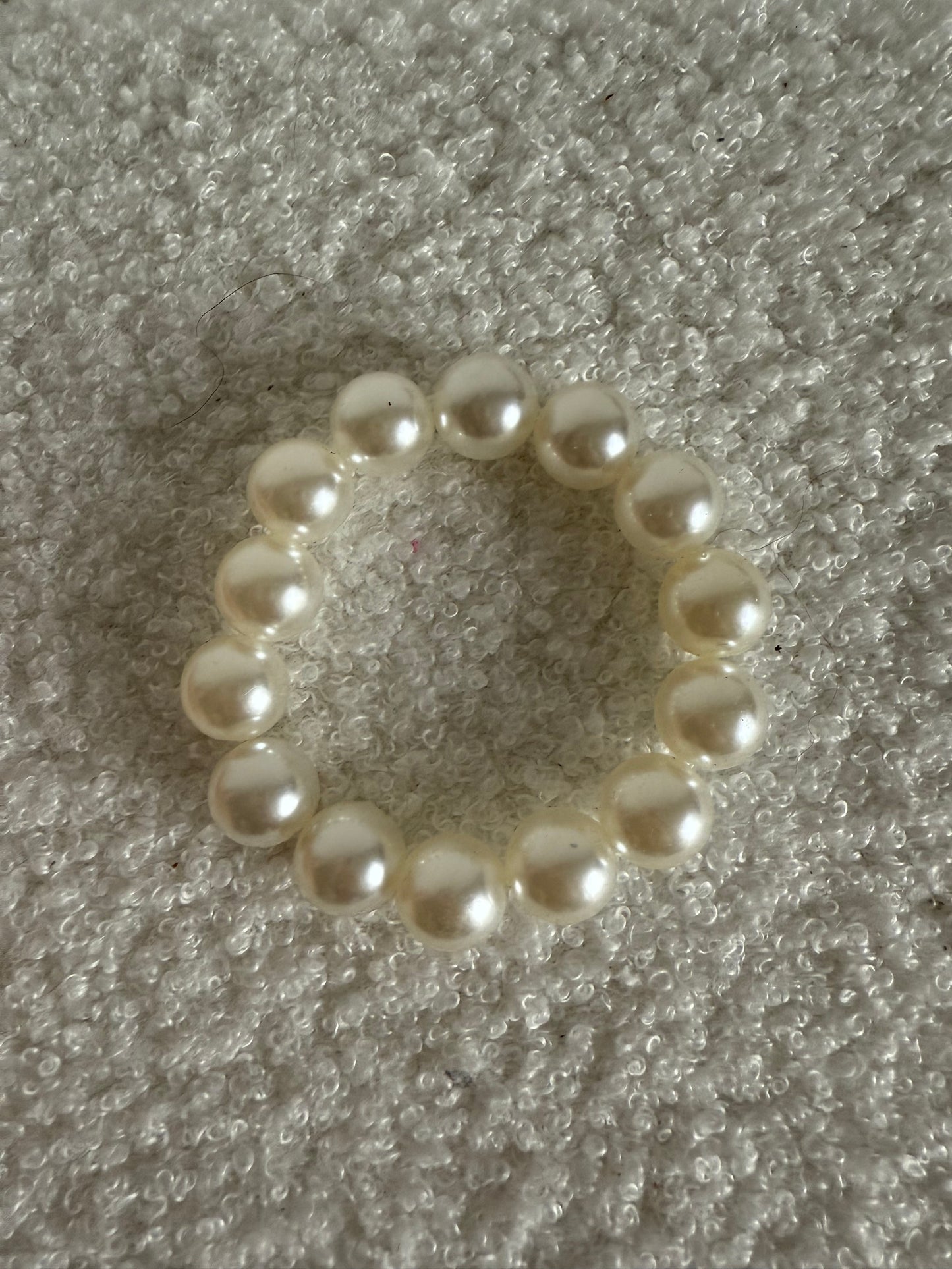 Big Pearl armband/ elastiek