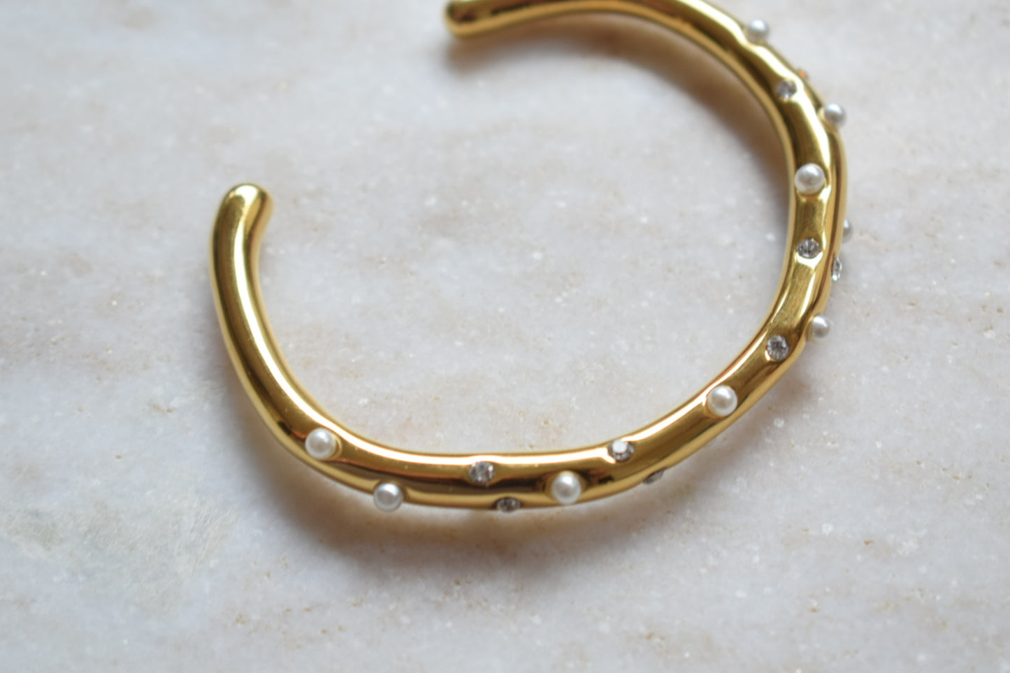 Linn Bangle Pearl & Strass
