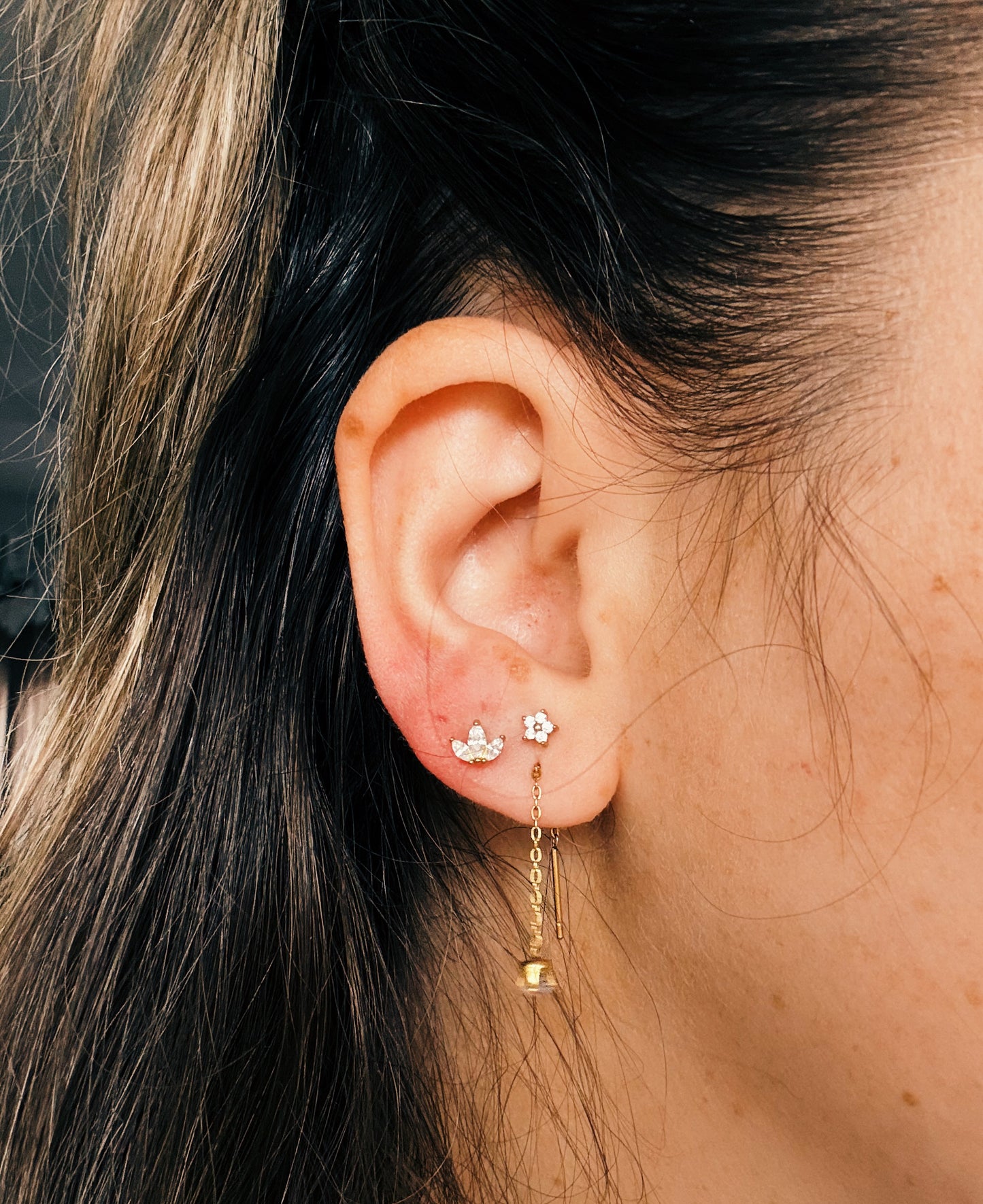 Leaf piercing knopje