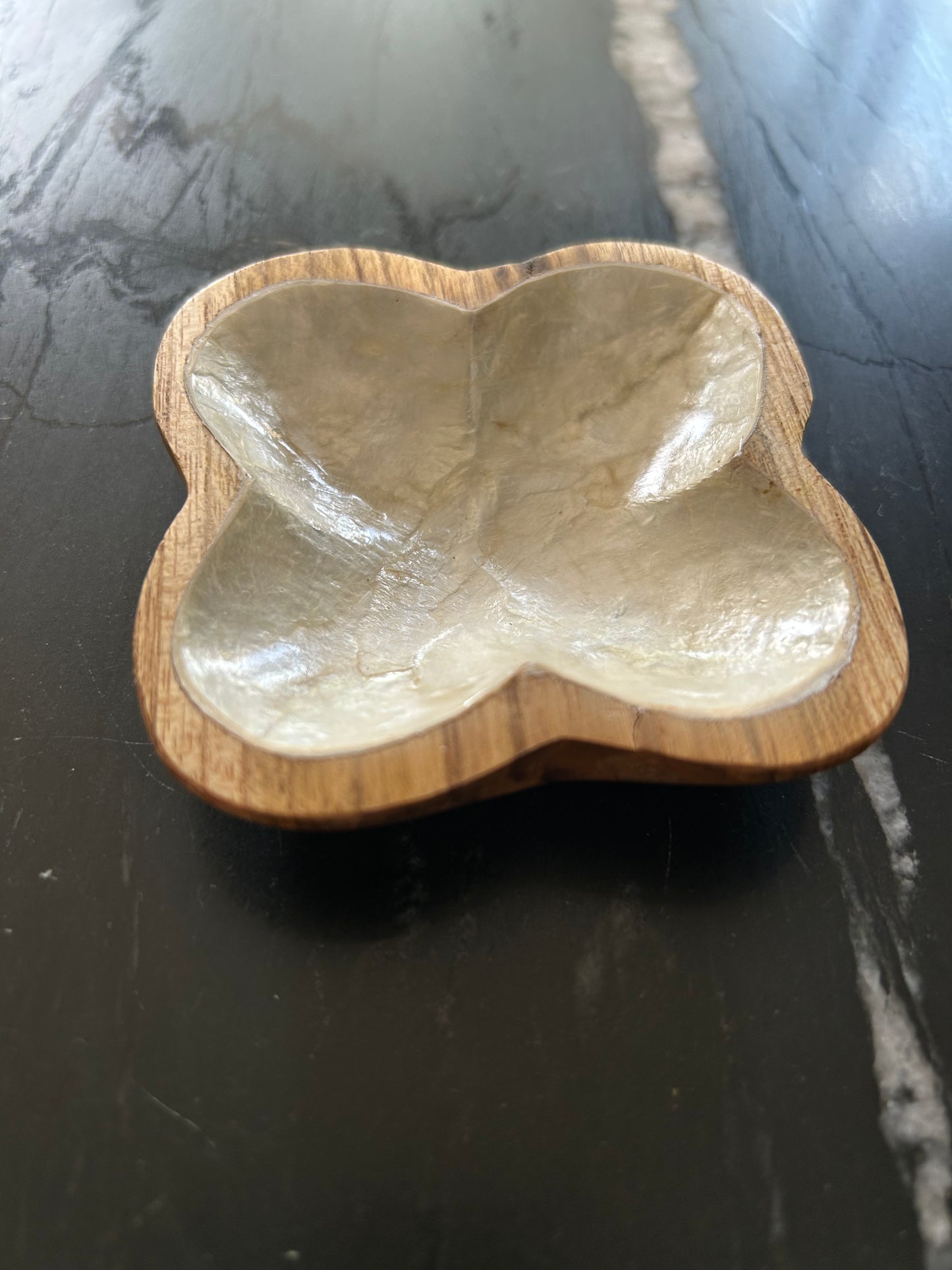Decoratief Schaaltje hout en parelmoer