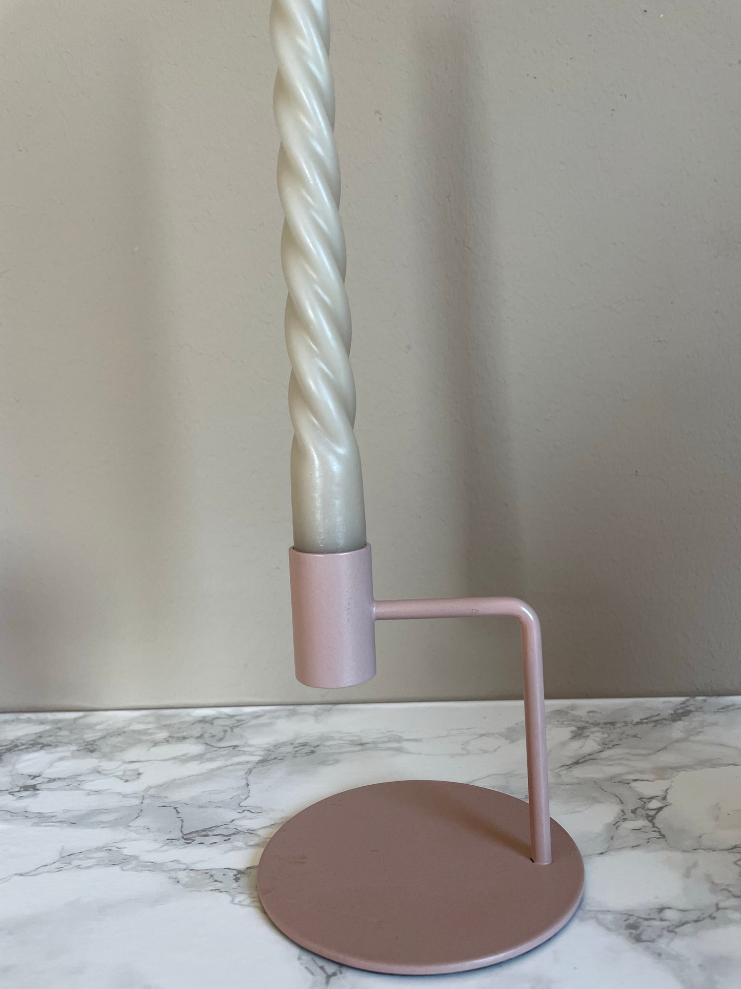 Kandelaar roze boog
