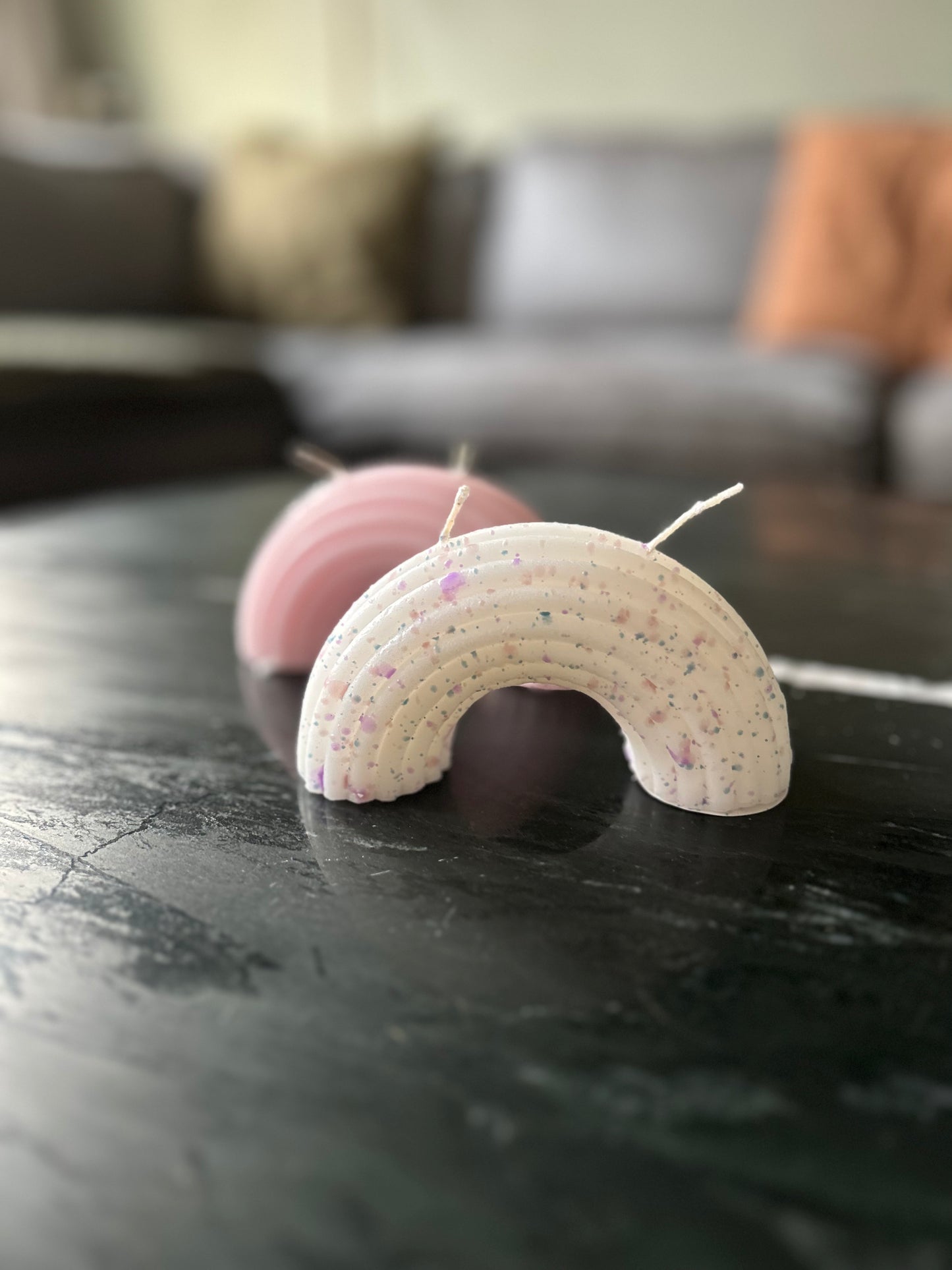 regenboog kaars spikkels