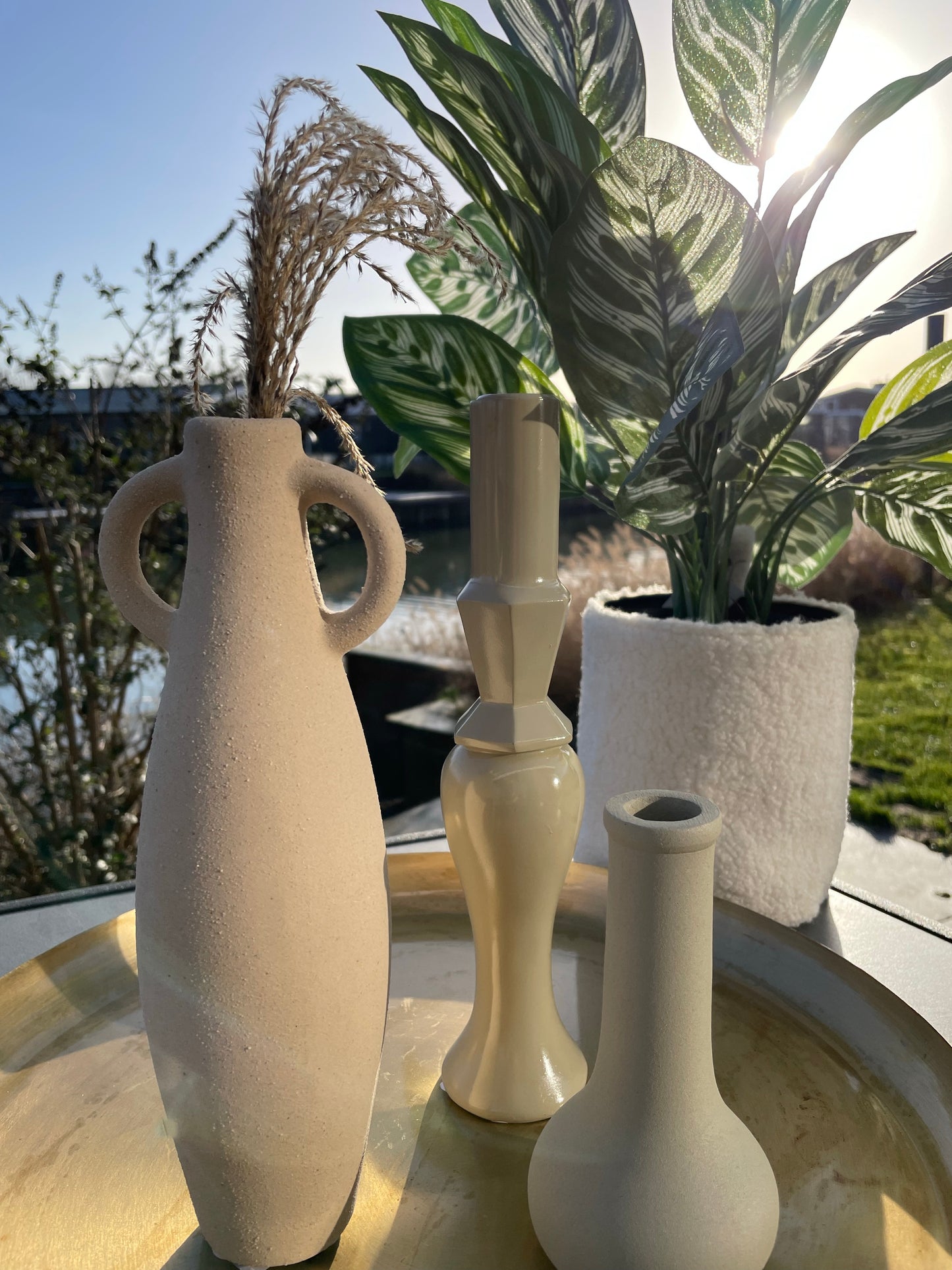 Beige kleine kandelaar