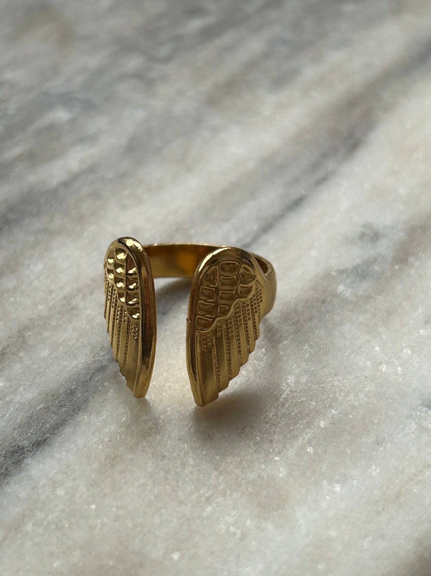 Los Angeles Wings Ring Gold